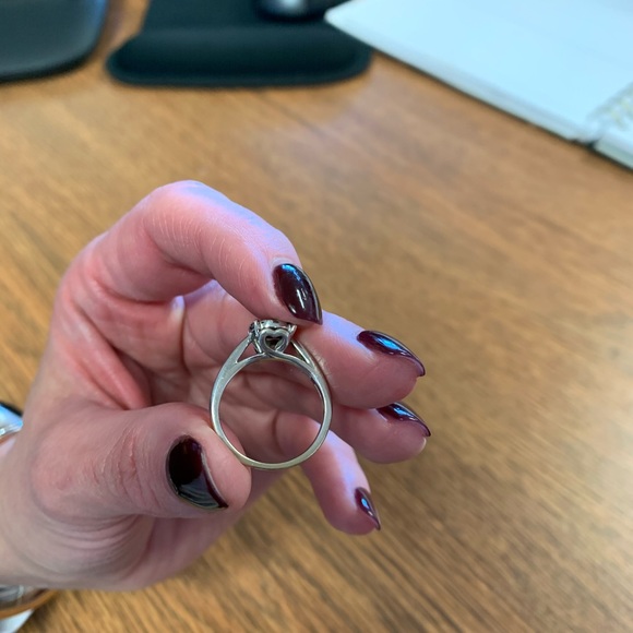 14K Engagement Diamond Cluster Ring - Picture 4 of 5